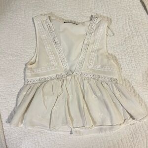 Elegant White Lace Trimmed Women's Top
